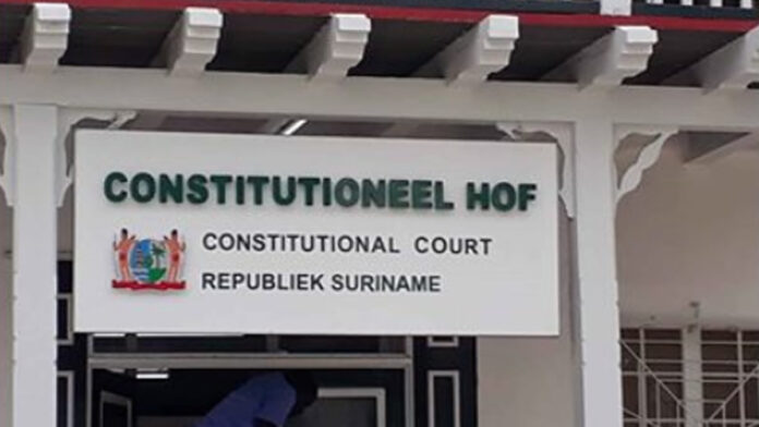 eerste zitting Constitutionele Hof Suriname
