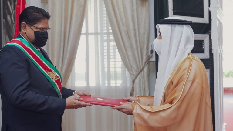 Nieuwe ambassadeurs van China en Verenigde Arabische Emiraten in Suriname