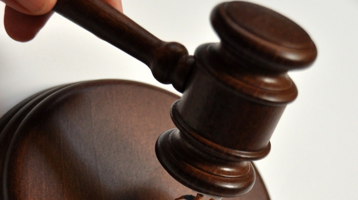 ブータースの弁護士からの異議申し立ては司法裁判所で処理された