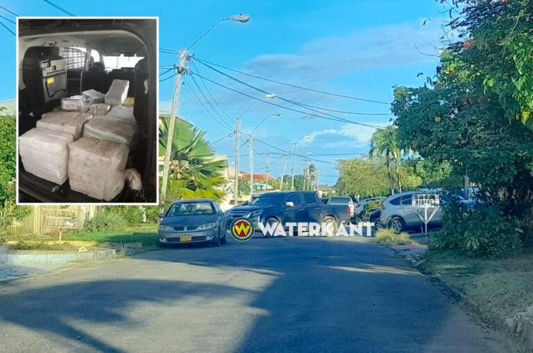 Grote hoeveelheid drugs aangetroffen bij woning Paramaribo-Noord