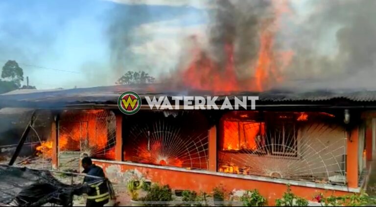 VIDEO: Woning volledig vernietigd door brand