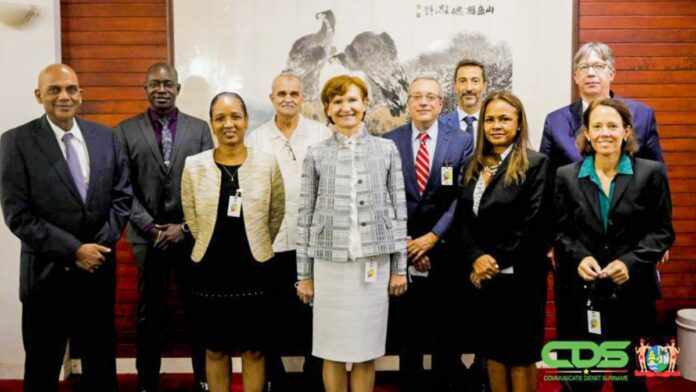 Delegatie Wereldbank op bezoek in Suriname
