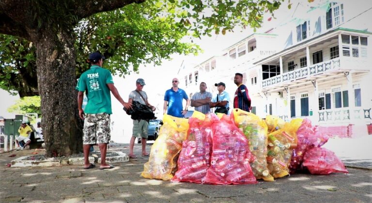Afvalbeheer start pilotproject binnenstad Paramaribo