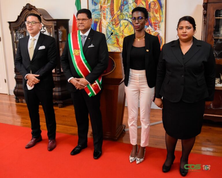 Surinaamse ambassadeurs Brazilië, Guyana en België beëdigd
