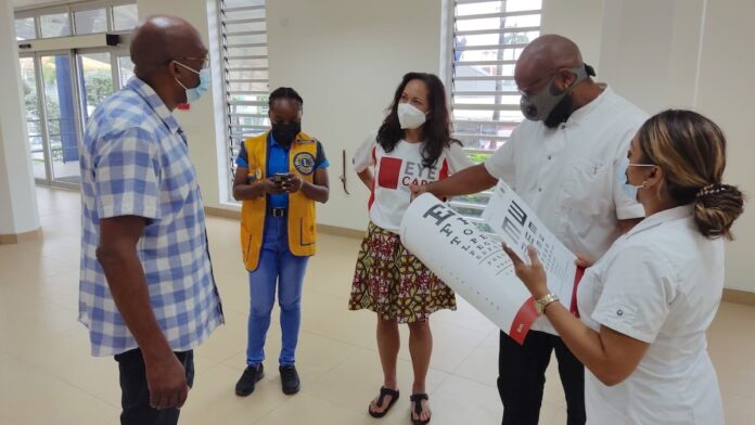Samenwerking tussen Surinaamse ziekenhuizen en Eye Care Foundation