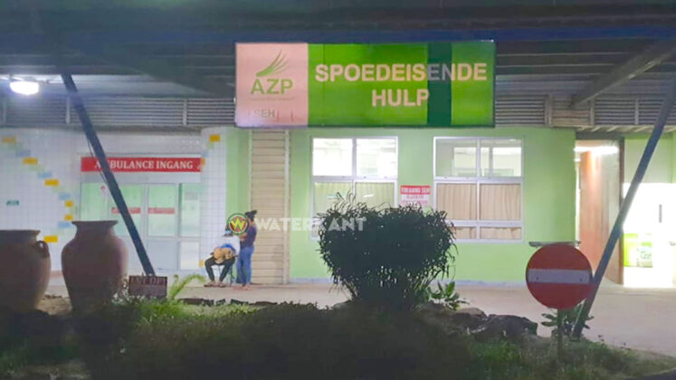 Spaanssprekende man op bromfiets beschoten: kogel in rug - Waterkant