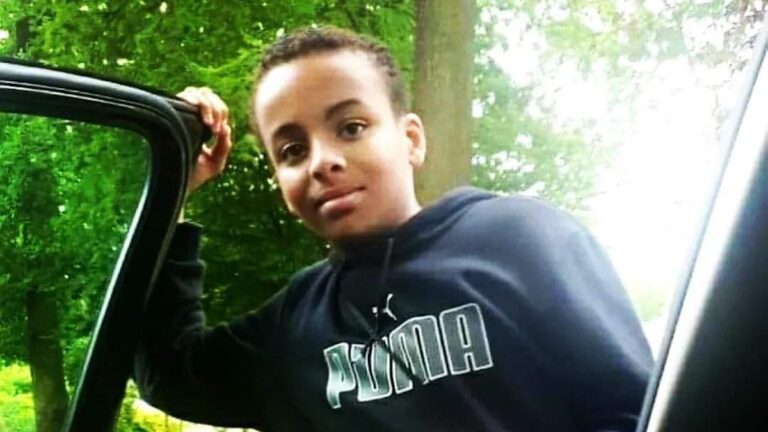 Jairon (14) ligt bijna 2 maanden dood in woning bij vader