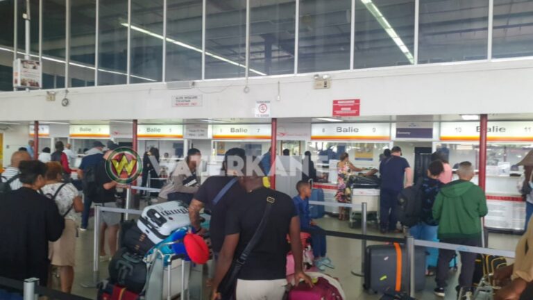 Vreemdeling wil met vals Surinaams paspoort naar Haïti reizen