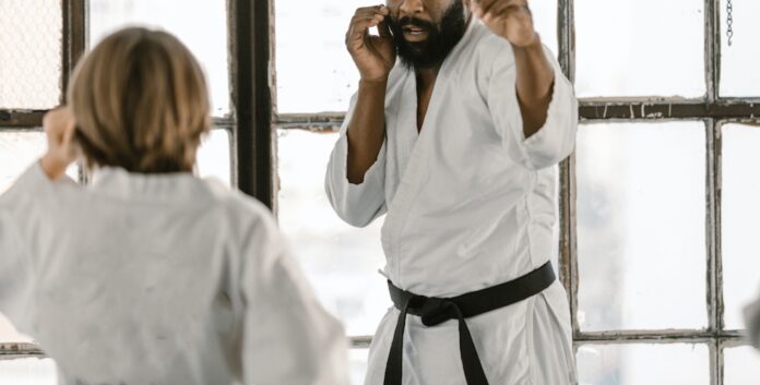 De eerste nationale karatebond (SKA) bestaat 40 jaar