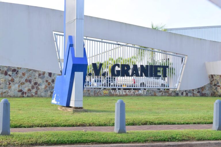 NV Graniet Suriname