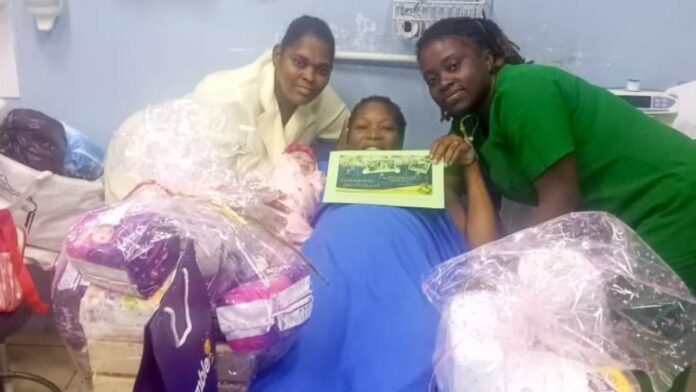 Mercy-Ann eerste baby van 2023 in Suriname