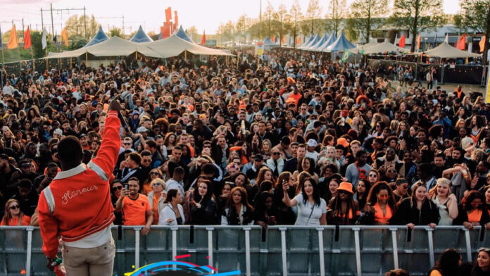 Urban Music Legends Festival kleurt Rhônepark oranje op Koningsdag
