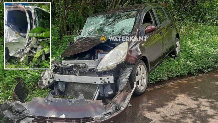 Automobilist dood na zware aanrijding op Oost-Westverbinding