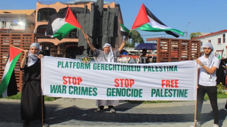 Platform Gerechtigheid Palestina houdt vredesloop in Suriname