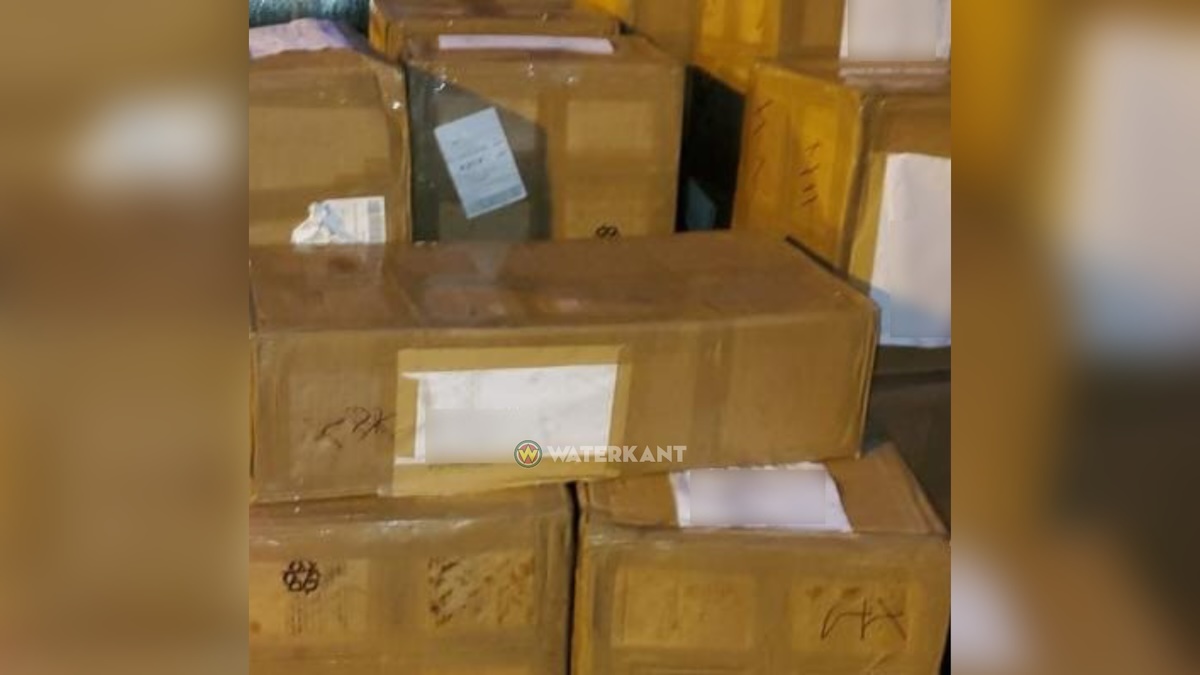 Politieman en vier anderen aangehouden in zaak cocaïne in SLM vliegtuig