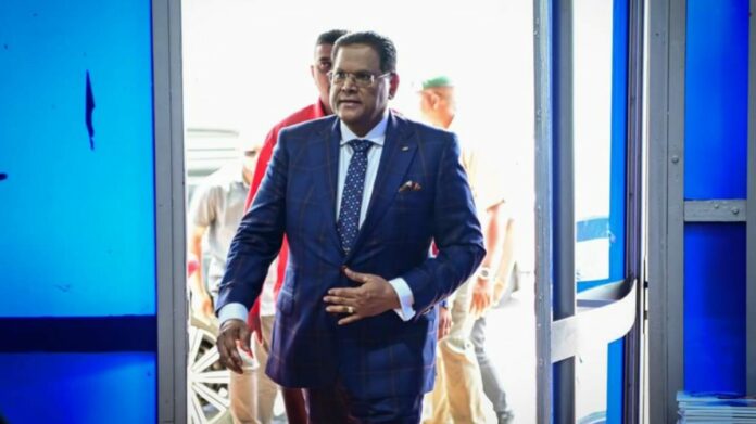 president Chandrikapersad Santokhi juli 2024