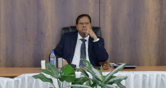 President Santokhi viert 66ste verjaardag