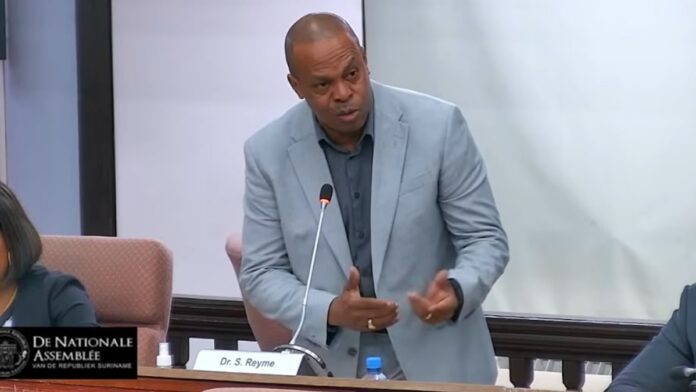 A20-parlementariër Steven Reyme