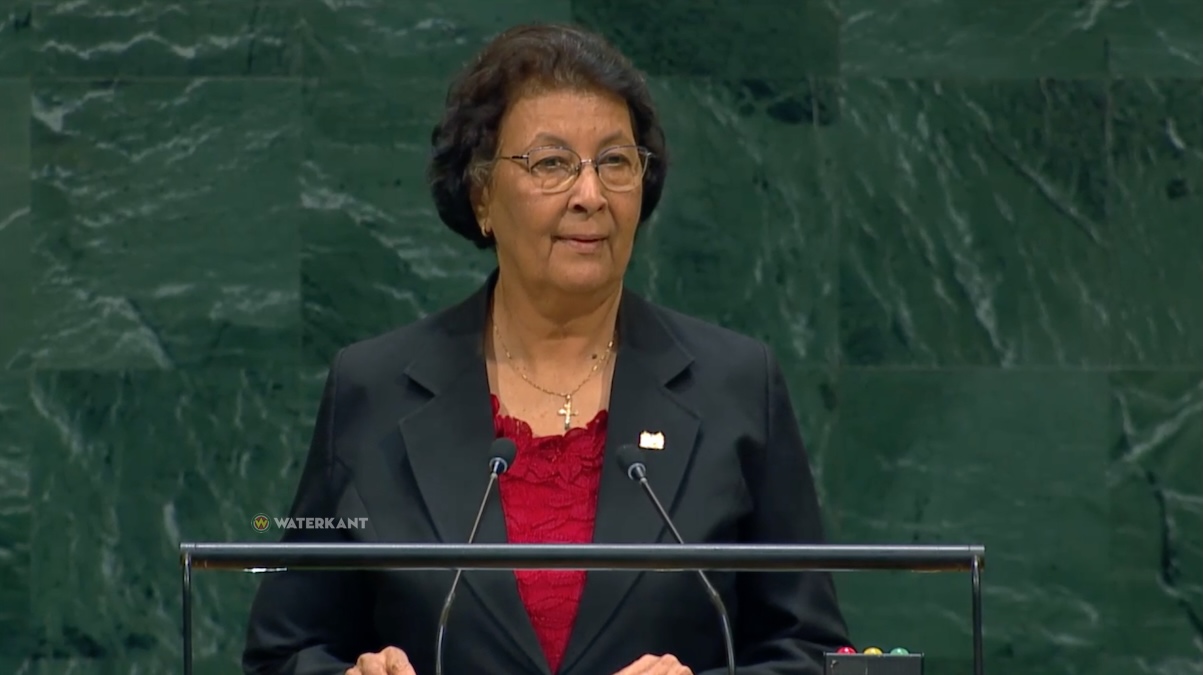 President Simons waarschuwt bij VN voor grootschalige landbouw die Surinaamse regenwouden bedreigt