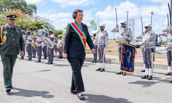 Simons: jaren onvoldoende benut om Suriname voor te bereiden op olietijdperk
