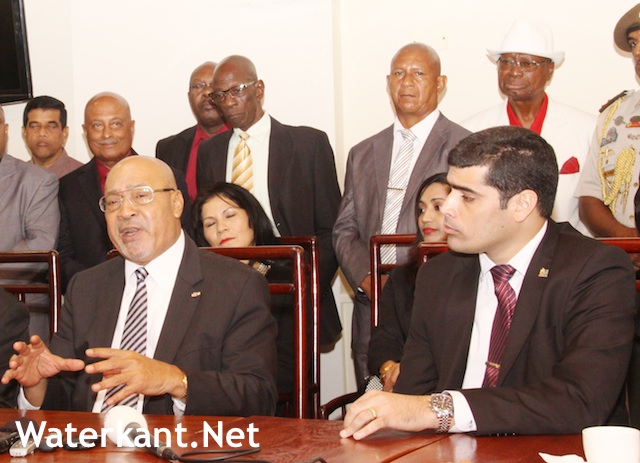 President en vice-president Suriname gekozen
