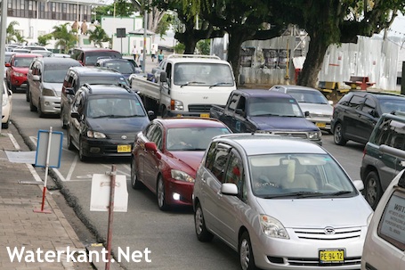 Surinaamse banen weg bij importpauze auto’s