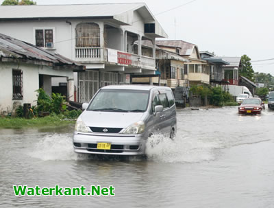Jaareind in Suriname vol regen en wateroverlast